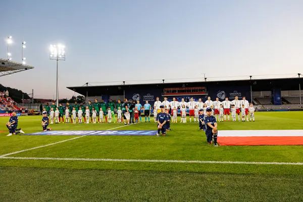 Her iki takım da UEFA Euro U-21-2025 maçında Portekiz ve Polonya milli takımları arasında görüldü (Maciej Rogowski)