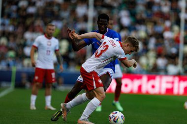 Filip Luberecki ve Djaoui Cisse, Fransa ve Polonya milli takımları arasında oynanan UEFA Euro U-21 2025 maçında görüldü (Maciej Rogowski)