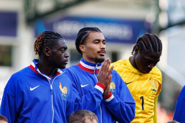 Christian Mawissa, Jean-Matteo Bahoya ve Obed Nkambadio, UEFA Euro U-21-25 maçında Fransa ve Polonya milli takımları arasında görüldü (Maciej Rogowski)