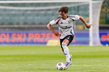 UEFA Avrupa Ligi 1. tur eleme maçında Migouel Alfarela, Stadion Miejski Legii Warszawa 'daki Legia Warszawa ve FK Aktobe takımları arasında oynandı.)