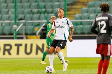 Steve Kapuadi, UEFA Avrupa Ligi 1. tur eleme maçında Stadion Miejski Legii Warszawa 'daki Legia Warszawa ve FK Aktobe takımları arasında oynandı.)