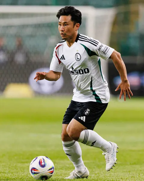 Ryoya Morishita, UEFA Avrupa Ligi 1. tur eleme maçında Stadion Miejski Legii Warszawa 'daki Legia Warszawa ve FK Aktobe takımları arasında oynandı.)