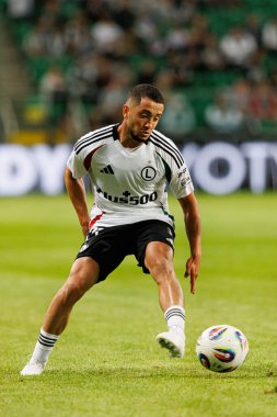 Vahan Bichakhchyan UEFA Avrupa Ligi 1. tur eleme maçında Stadion Miejski Legii Warszawa 'daki Legia Warszawa ve FK Aktobe takımları arasında oynandı (Maciej Rogowski)