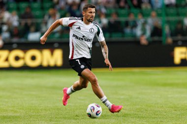 Pawel Wszolek UEFA Avrupa Ligi 1. tur eleme maçında Stadion Miejski Legii Warszawa 'daki Legia Warszawa ve FK Aktobe takımları arasında oynandı (Maciej Rogowski)