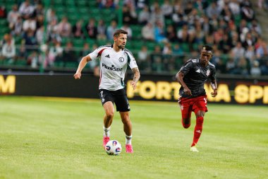 Pawel Wszolek UEFA Avrupa Ligi 1. tur eleme maçında Stadion Miejski Legii Warszawa 'daki Legia Warszawa ve FK Aktobe takımları arasında oynandı (Maciej Rogowski)