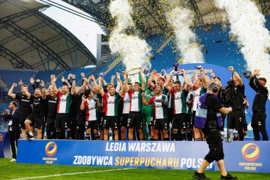Legia takımı Süper Puchar Polski maçında Lech Poznan ve Legia Warszawa (Maciej Rogowski)
