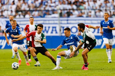 Bartosz Kapustka ve Afonso Sousa, Süper Puchar Polski maçında Lech Poznan ve Legia Warszawa (Maciej Rogowski)