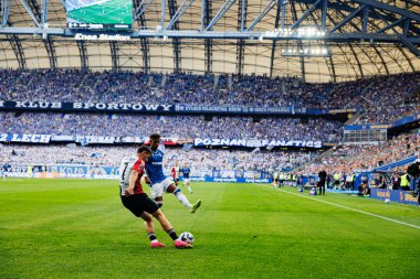 Pawel Wszolek ve Bryan Fiabema Süper Puchar Polski maçında Lech Poznan ve Legia Warszawa (Maciej Rogowski)