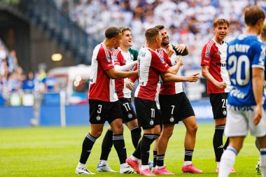 Legia oyuncuları, Süper Puchar Polski maçında Pawel Wszolek 'in 25 / 26' lık galibiyetini Lech Poznan ve Legia Warszawa (Maciej Rogowski)