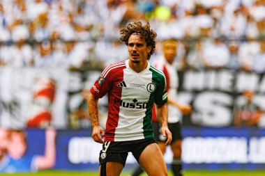 Migouel Alfarela, Süper Puchar Polski maçında Lech Poznan ve Legia Warszawa (Maciej Rogowski) takımları arasında görüldü.)