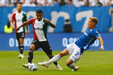 Juergen Elitim ve Joel Pereira, Süper Puchar Polski maçında Lech Poznan ve Legia Warszawa (Maciej Rogowski)