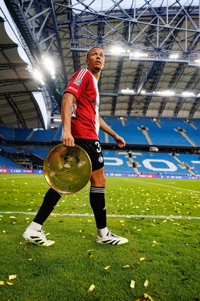 Steve Kapuadi, Süper Puchar Polski maçında Lech Poznan ve Legia Warszawa (Maciej Rogowski)