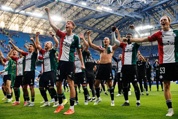 Legia oyuncuları Süper Puchar Polski maçında Lech Poznan ve Legia Warszawa (Maciej Rogowski)