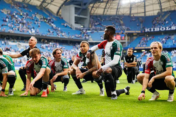 Legia oyuncuları Süper Puchar Polski maçında Lech Poznan ve Legia Warszawa (Maciej Rogowski)