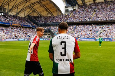 Jan Ziolkowski ve Steve Kapuadi, Super Puchar Polski maçında Lech Poznan ve Legia Warszawa (Maciej Rogowski)