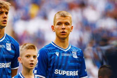 Antoni Kozubal, Süper Puchar Polski maçında Lech Poznan ve Legia Warszawa (Maciej Rogowski) takımları arasında görüldü.)