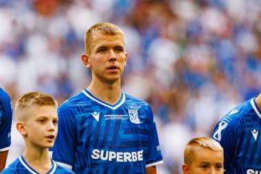 Antoni Kozubal, Süper Puchar Polski maçında Lech Poznan ve Legia Warszawa (Maciej Rogowski) takımları arasında görüldü.)