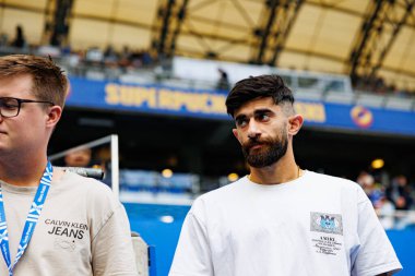 Ali Golizade, Süper Puchar Polski maçında Lech Poznan ve Legia Warszawa (Maciej Rogowski) takımları arasında görüldü.)