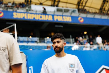 Ali Golizade, Süper Puchar Polski maçında Lech Poznan ve Legia Warszawa (Maciej Rogowski) takımları arasında görüldü.)