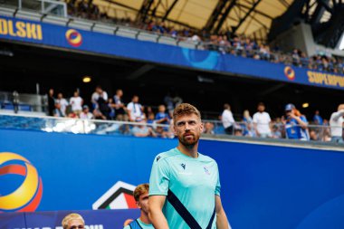 Bartosz Salamon, Süper Puchar Polski maçında Lech Poznan ve Legia Warszawa (Maciej Rogowski) takımları arasında görüldü.)