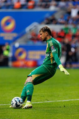 Kacper Tobiasz, Süper Puchar Polski maçında Lech Poznan ve Legia Warszawa (Maciej Rogowski)