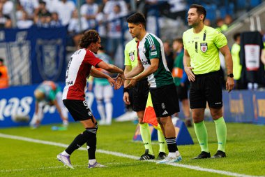 Migouel Alfarela ve Bartosz Kapustka, Süper Puchar Polski maçında Lech Poznan ve Legia Warszawa (Maciej Rogowski)