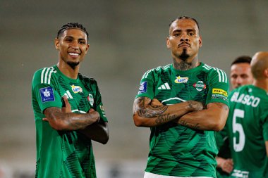 Joao Pedro ve Maurides, Radomiak Radom ve Pogon Szczecin (Maciej Rogowski) takımları arasındaki PKO BP Ekstraklasa maçında gol üstüne gol atarken görüldü)