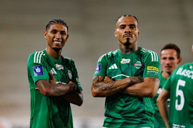 Joao Pedro ve Maurides, Radomiak Radom ve Pogon Szczecin (Maciej Rogowski) takımları arasındaki PKO BP Ekstraklasa maçında gol üstüne gol atarken görüldü)