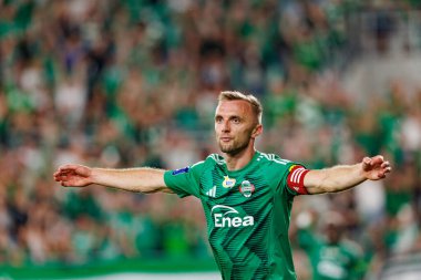 Jan Grzesik, PKO BP Ekstraklasa maçında Radomiak Radom ve Pogon Szczecin (Maciej Rogowski) takımları arasında attığı golü kutlarken görüldü.)