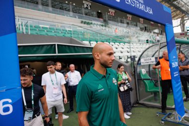 Jeremy Blasco PKO BP Ekstraklasa maçı sırasında Radomiak Radom ve Pogon Szczecin (Maciej Rogowski) takımları arasında oynanır.)