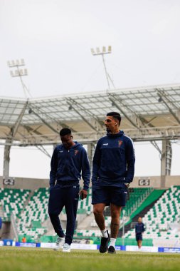 Radomiak Radom ve Pogon Szczecin (Maciej Rogowski) takımları arasındaki PKO BP Ekstraklasa maçı sırasında Paul Mukairu ve Leo Borges)