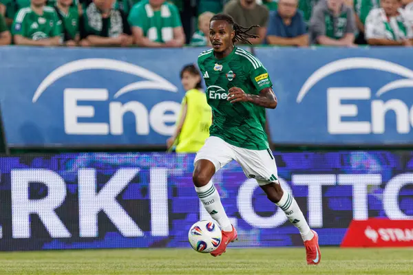 Radomiak Radom ve Pogon Szczecin (Maciej Rogowski) takımları arasında oynanan PKO BP Ekstraklasa maçı sırasında Vasco Lopes)