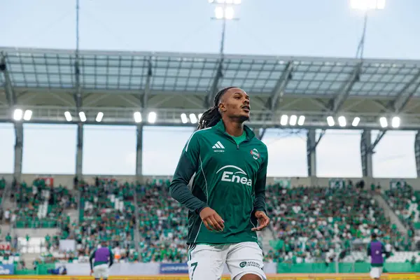 Radomiak Radom ve Pogon Szczecin (Maciej Rogowski) takımları arasında oynanan PKO BP Ekstraklasa maçı sırasında Vasco Lopes)