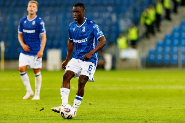 Timothy Ouma UEFA Şampiyonlar Ligi maçında görüldü. Lech Poznan ve Breidablik Kopavogur (Maciej Rogowski)