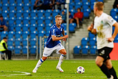 Mateusz Skrzypczak UEFA Şampiyonlar Ligi karşılaşmasında görüldü. Lech Poznan ve Breidablik Kopavogur (Maciej Rogowski)