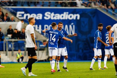 Leo Bengtsson ve Filip Jagiello UEFA Şampiyonlar Ligi 'nde gol üstüne gol atarken görüldüler. Lech Poznan ve Breidablik Kopavogur (Maciej Rogowski)