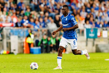 Timothy Ouma UEFA Şampiyonlar Ligi maçında görüldü. Lech Poznan ve Breidablik Kopavogur (Maciej Rogowski)