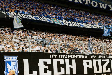 UEFA Şampiyonlar Ligi maçında Lech taraftarları görüldü. Lech Poznan ve Breidablik Kopavogur (Maciej Rogowski)