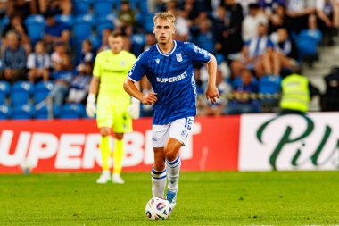 Michal Gurgul UEFA Şampiyonlar Ligi karşılaşmasında görüldü. Lech Poznan ve Breidablik Kopavogur (Maciej Rogowski)