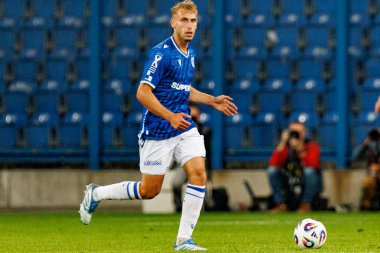 Michal Gurgul UEFA Şampiyonlar Ligi karşılaşmasında görüldü. Lech Poznan ve Breidablik Kopavogur (Maciej Rogowski)