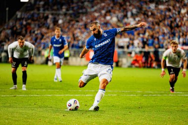 Mikael Ishak UEFA Şampiyonlar Ligi maçında görüldü. Lech Poznan ve Breidablik Kopavogur (Maciej Rogowski)