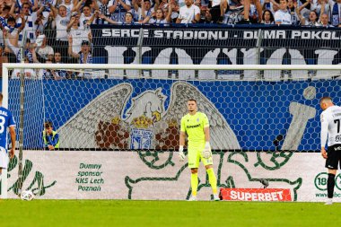 Bartosz Mrozek UEFA Şampiyonlar Ligi karşılaşmasında görüldü. Lech Poznan ve Breidablik Kopavogur (Maciej Rogowski)