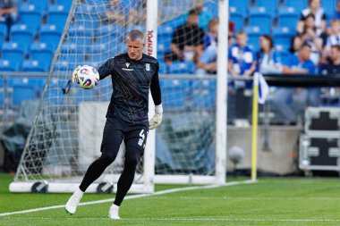 Bartosz Mrozek UEFA Şampiyonlar Ligi karşılaşmasında görüldü. Lech Poznan ve Breidablik Kopavogur (Maciej Rogowski)