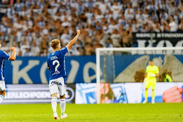 Joel Pereira UEFA Şampiyonlar Ligi 'nde gol attıktan sonra kutlama yaparken görüldü. Lech Poznan ve Breidablik Kopavogur (Maciej Rogowski)