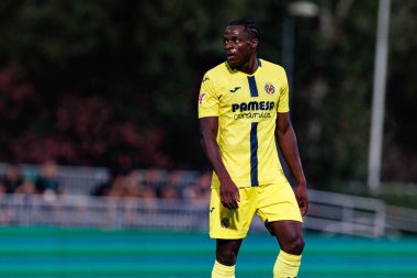 Etta Eyong, Sporting CP ve Villarreal CF (Maciej Rogowski) takımları arasındaki Trofeu de Cinco Violinos maçında görüldü)