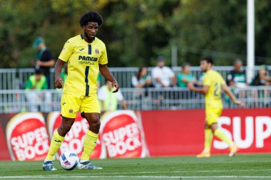 Willy Kambwala Trofeu de Cinco Violinos maçında Sporting CP ve Villarreal CF (Maciej Rogowski)