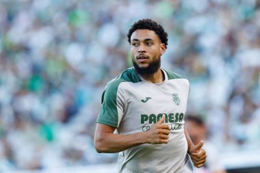 Arnaut Danjuma, Sporting CP ve Villarreal CF (Maciej Rogowski) takımları arasındaki Trofeu de Cinco Violinos maçında görüldü.)