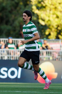 Francisco Trincao, Trofeu de Cinco Violinos maçında Sporting CP ve Villarreal CF (Maciej Rogowski) takımları arasında görüldü.)