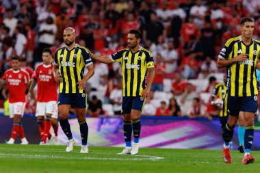 Sofyan Amrabat ve Irfan Can Kahveci, SL Benfica ile Fenerbahçe SK (Maciej Rogowski) arasında oynanan Eusebio Cup maçında gol attıktan sonra kutlama yaparken görüldü.)