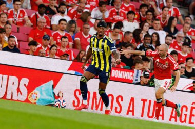 Archie Brown ve Fredrik Aursnes Eusebio Cup maçında SL Benfica ve Fenerbahçe SK (Maciej Rogowski)